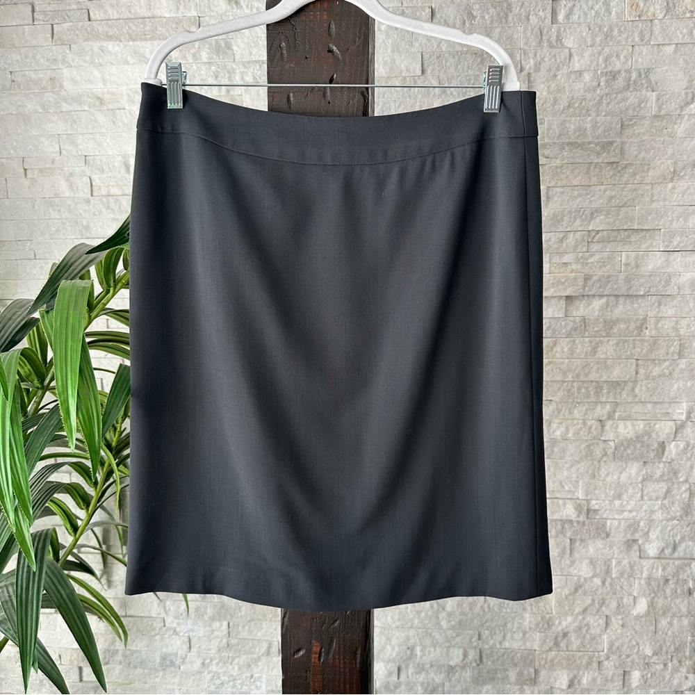 Giorgio Armani Made in Italy Vintage Charcoal Grey Wool Pencil Skirt Size L
